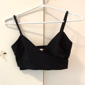 SUNDAY BEST BLACK WRAP AROUND CROP TOP